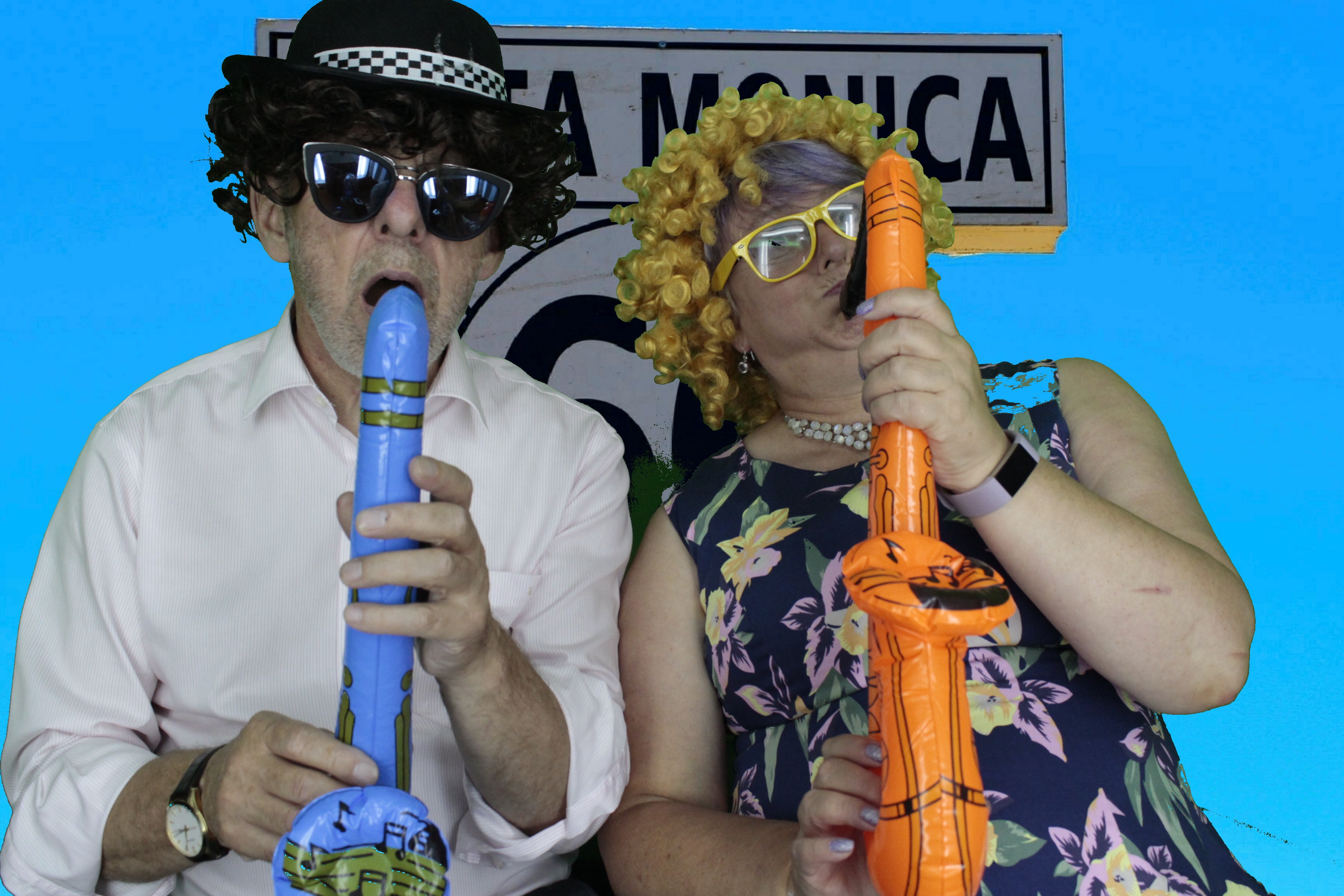 Mr & Mrs Brooks | View more photos from the event at gallery.myphotoboothexperience.co.uk/u/MyPhotoBoothExperienceLtd/Mr-Mrs-Brooks